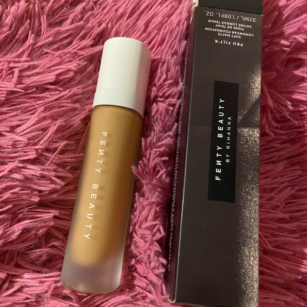 FENTY BEAUTY Pro Filt'r Soft Matte Foundation
